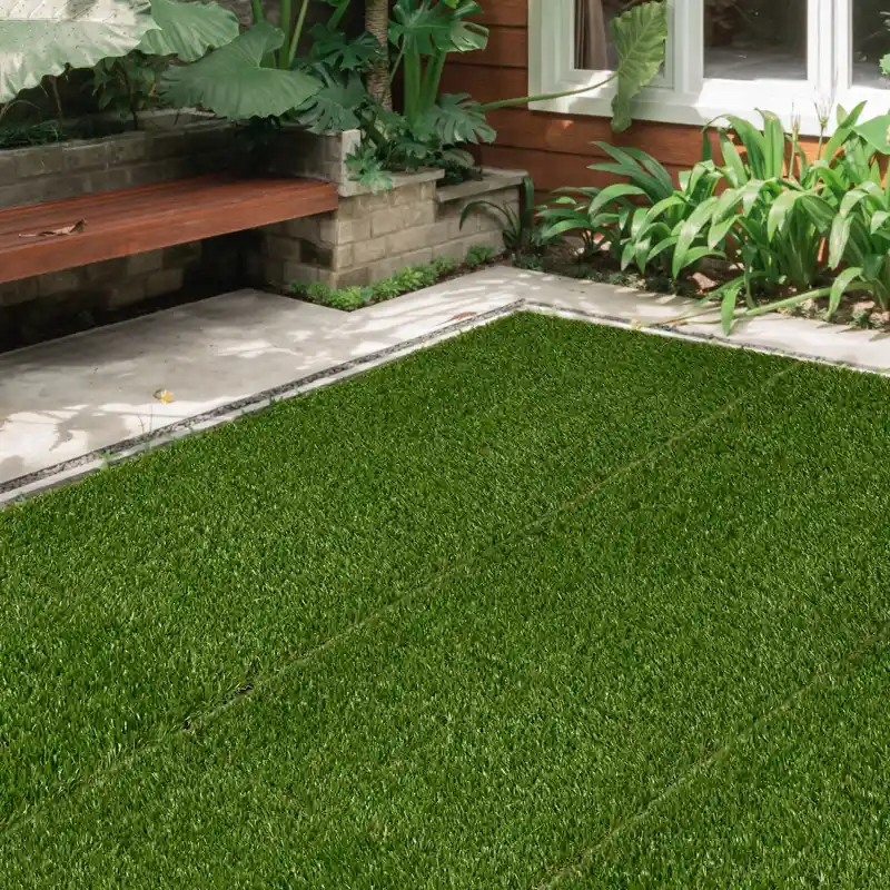 Durable artificial grass carpet for balconies and terraces
